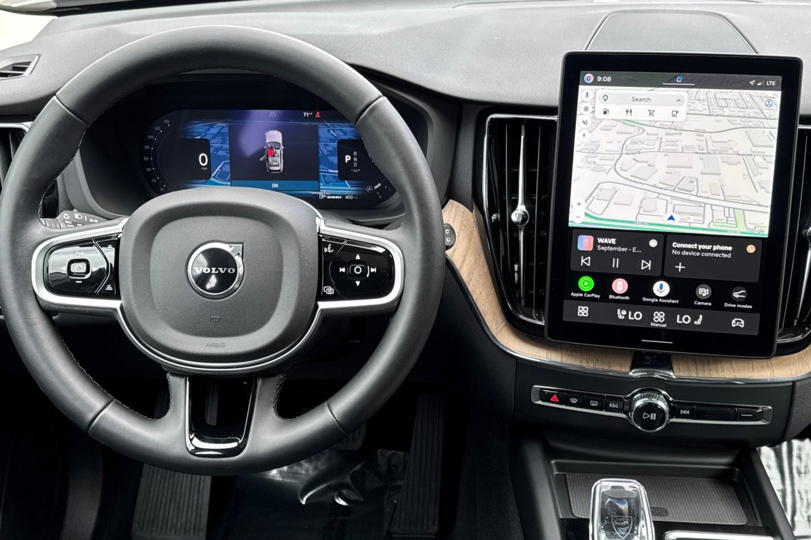 2026 Volvo XC60 B5 Plus