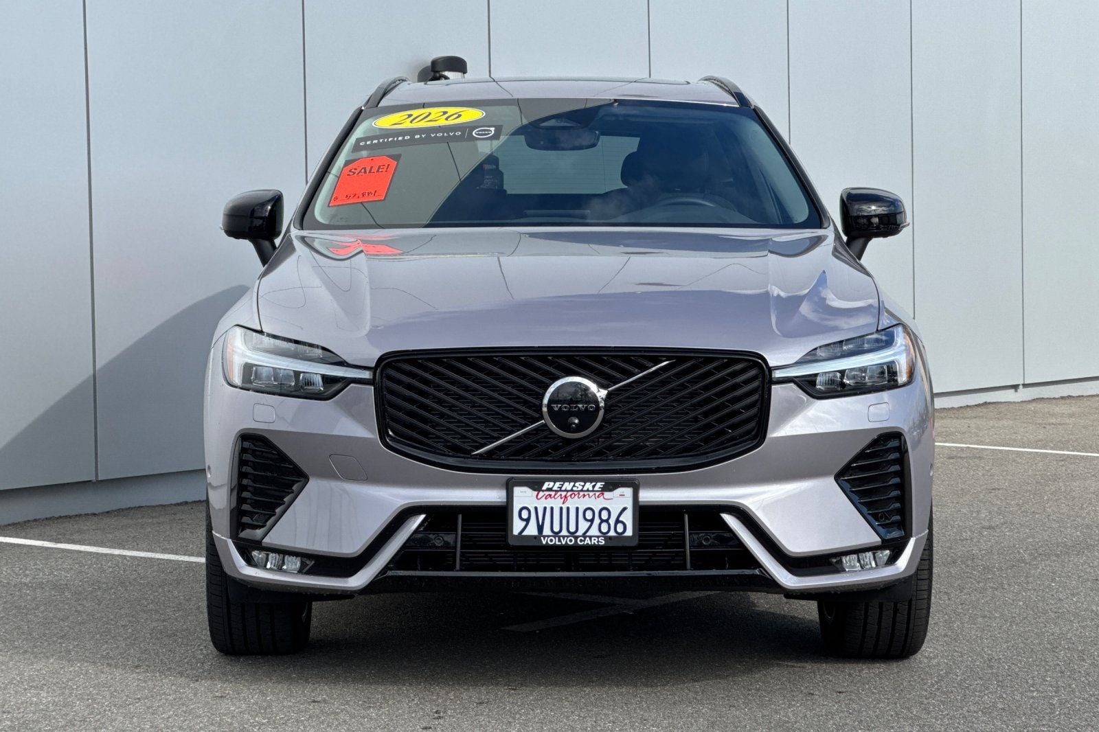 2026 Volvo XC60 B5 Plus