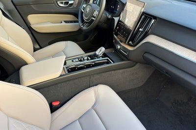 2026 Volvo XC60 B5 Plus