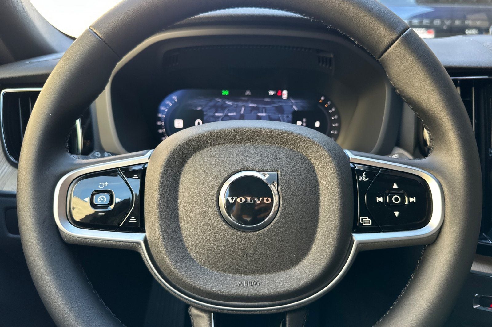 2026 Volvo XC60 B5 Plus