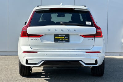 2026 Volvo XC60 B5 Plus