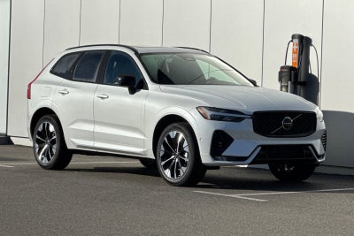 2026 Volvo XC60 B5 Plus
