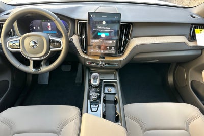 2026 Volvo XC60 B5 Plus