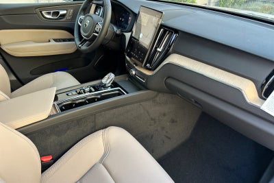 2026 Volvo XC60 B5 Plus