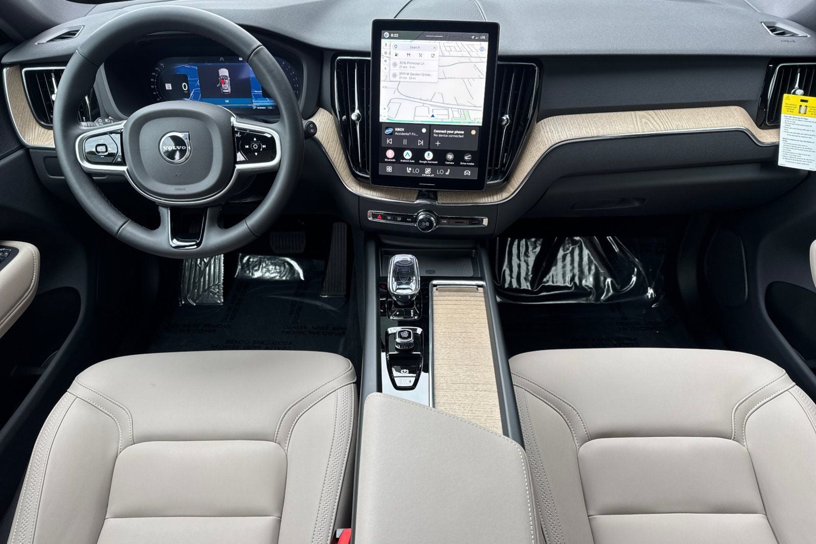 2026 Volvo XC60 B5 Plus