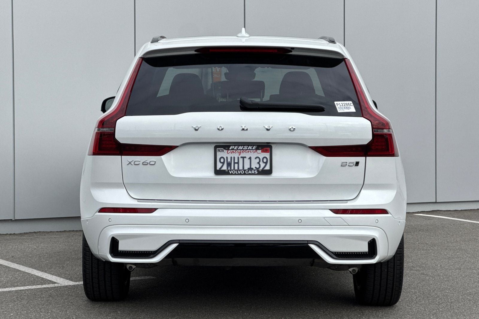 2026 Volvo XC60 B5 Plus