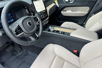 2026 Volvo XC60 B5 Plus
