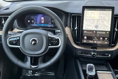 2026 Volvo XC60 B5 Plus