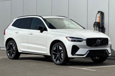 2026 Volvo XC60 B5 Plus