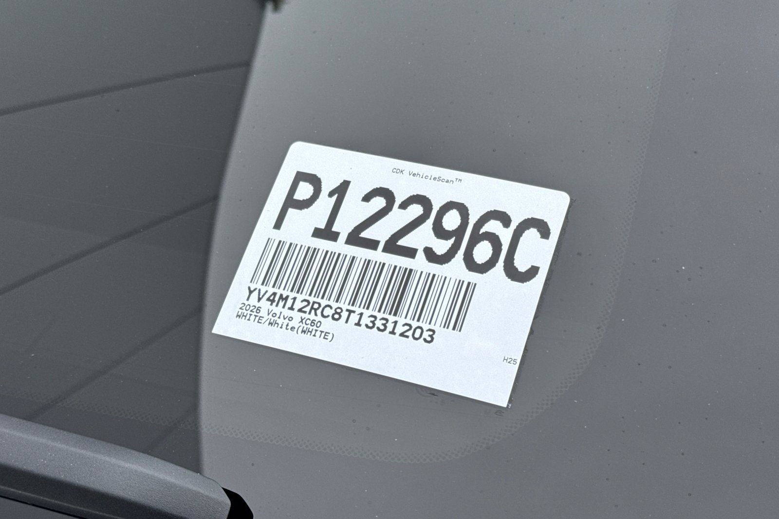 2026 Volvo XC60 B5 Plus