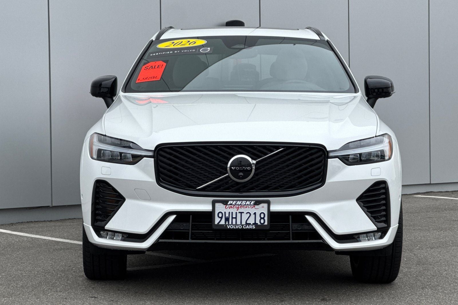 2026 Volvo XC60 B5 Plus