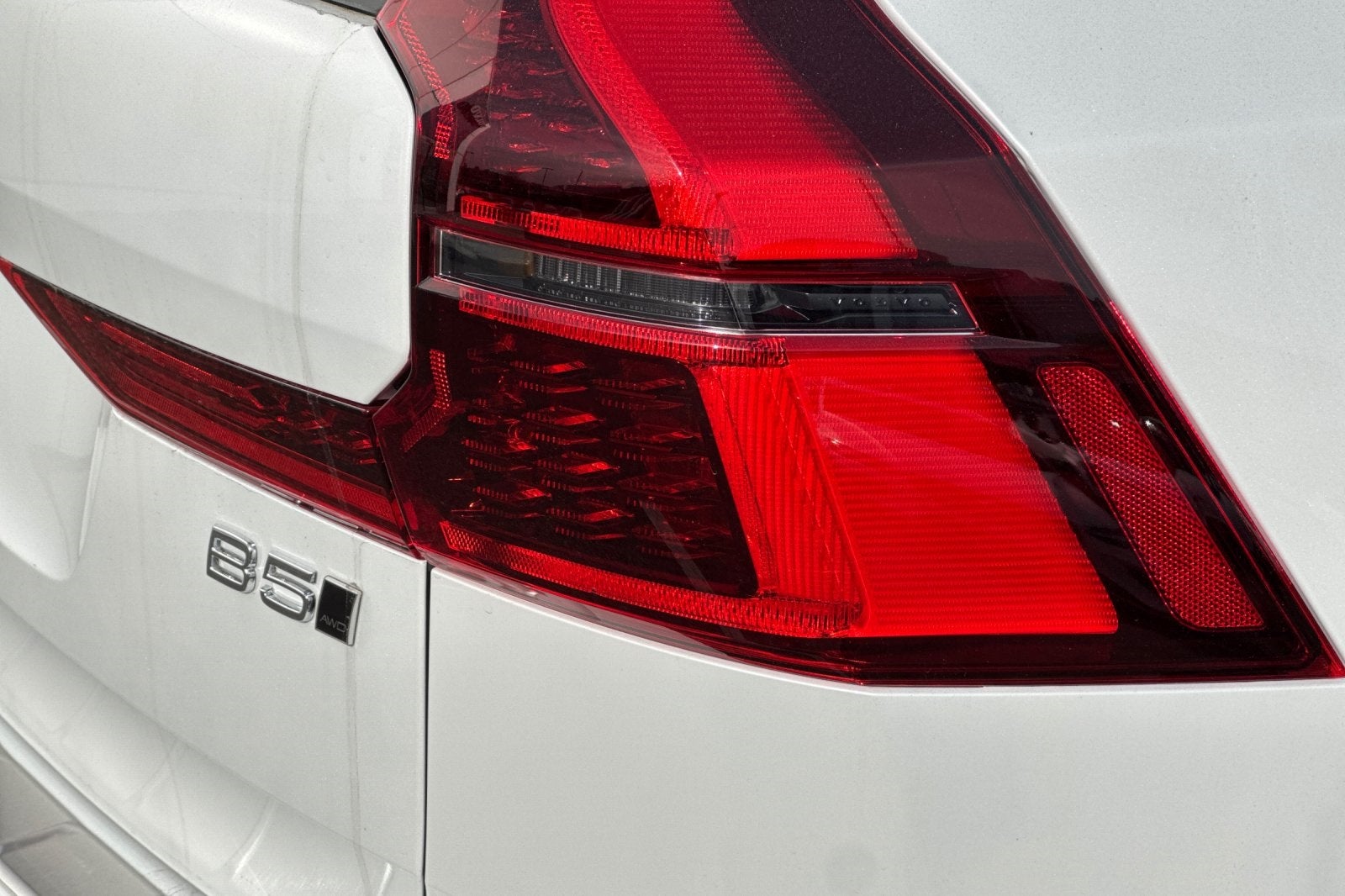 2026 Volvo XC60 B5 Plus