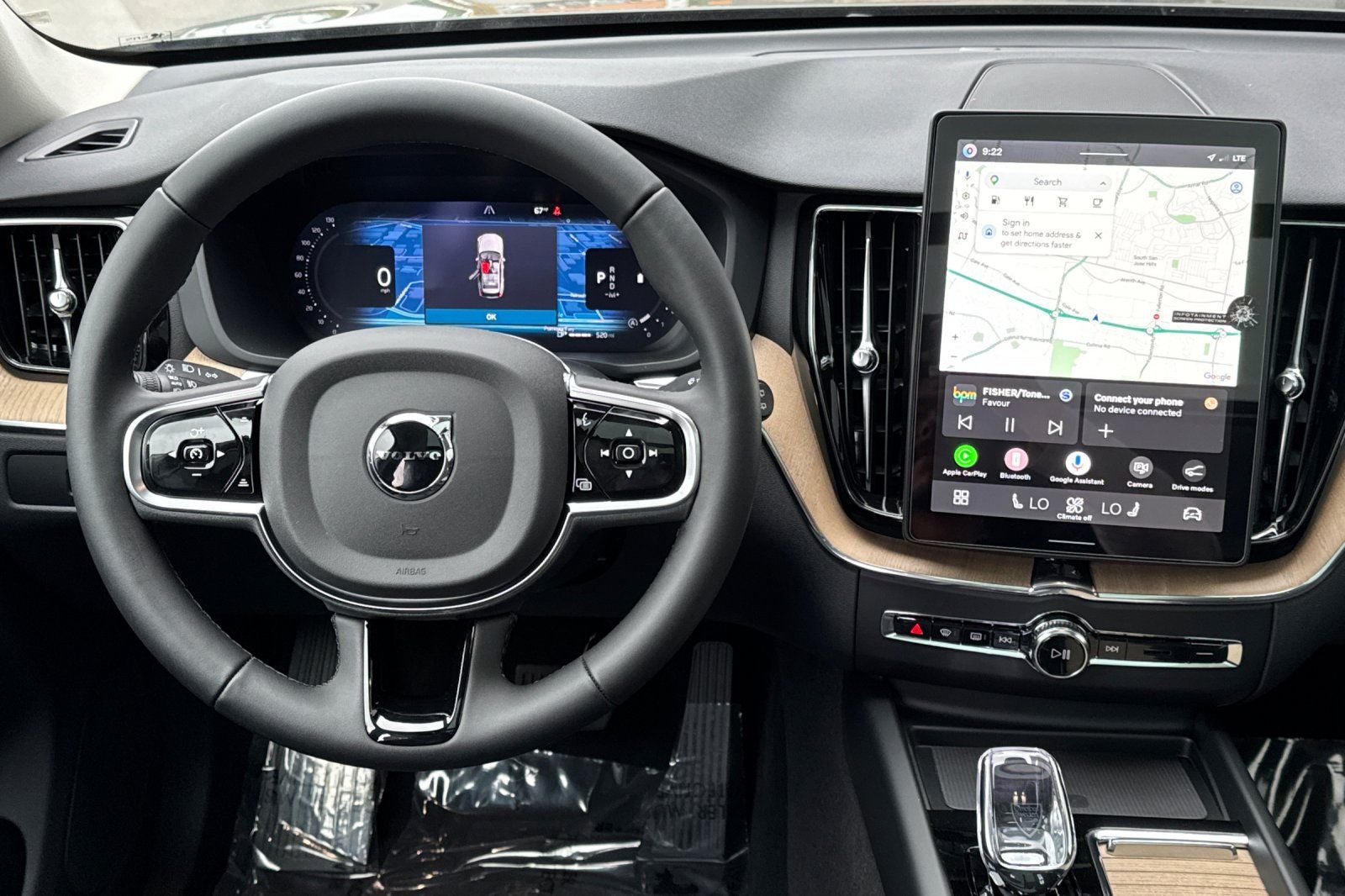 2026 Volvo XC60 B5 Plus
