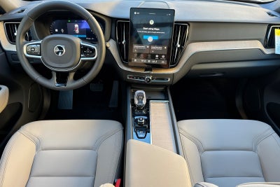 2026 Volvo XC60 B5 Plus