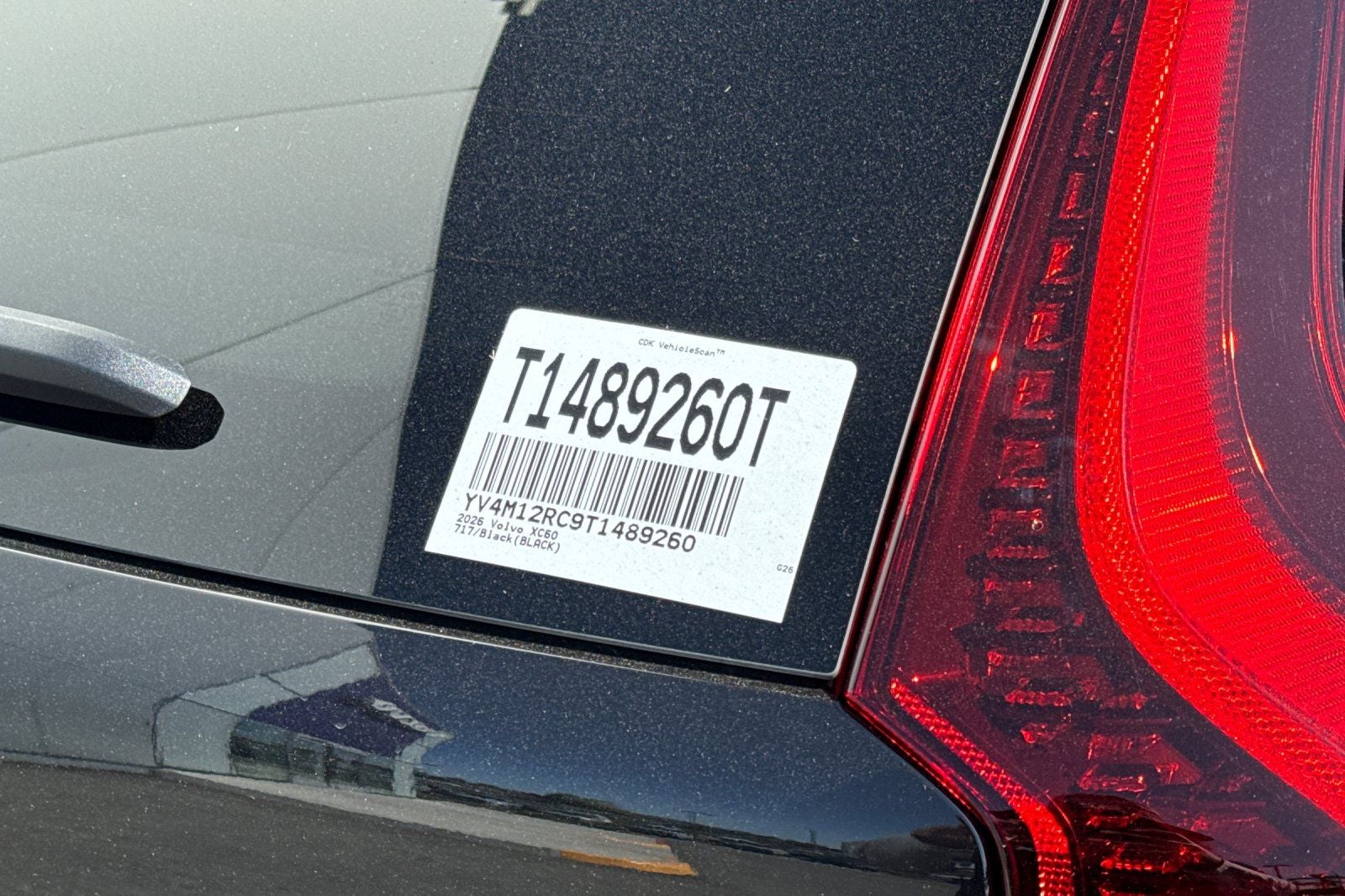 2026 Volvo XC60 B5 Plus