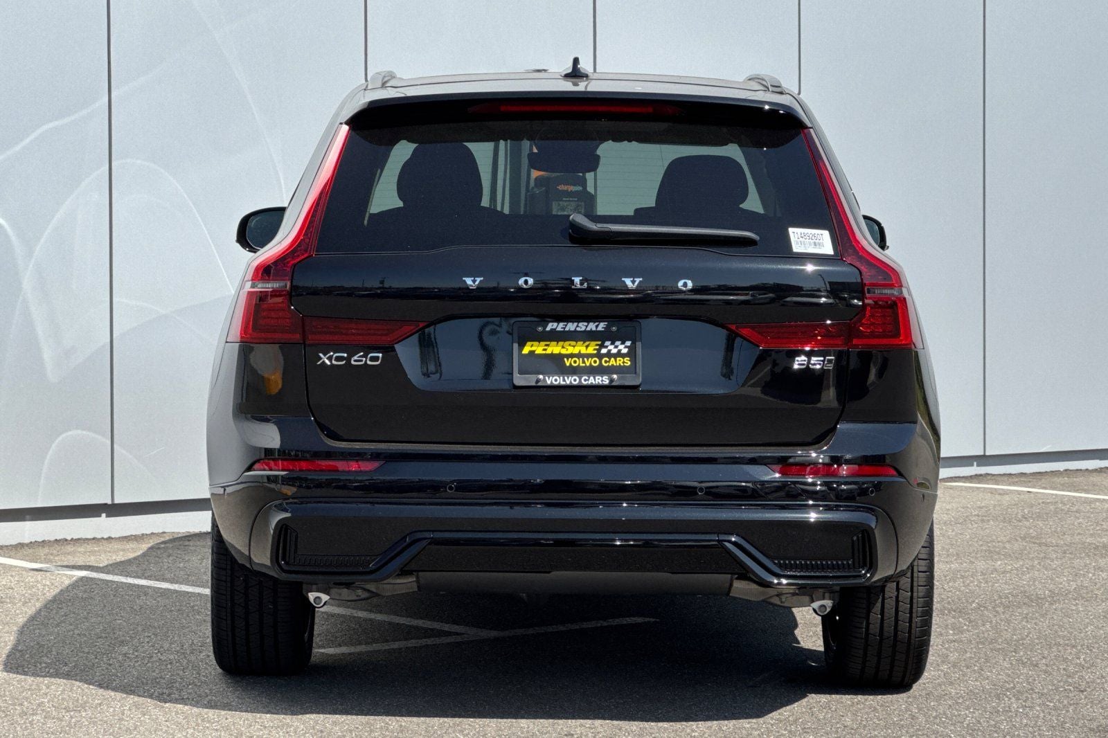 2026 Volvo XC60 B5 Plus