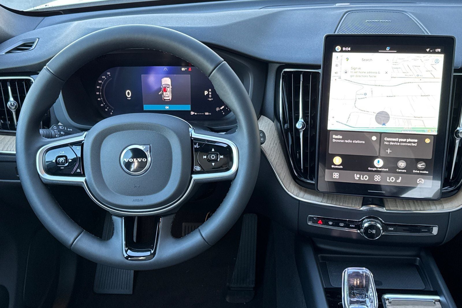 2026 Volvo XC60 B5 Plus