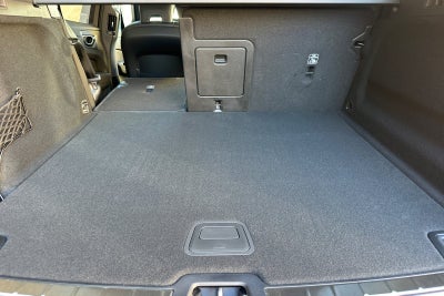 2026 Volvo XC60 B5 Ultra Black Edition