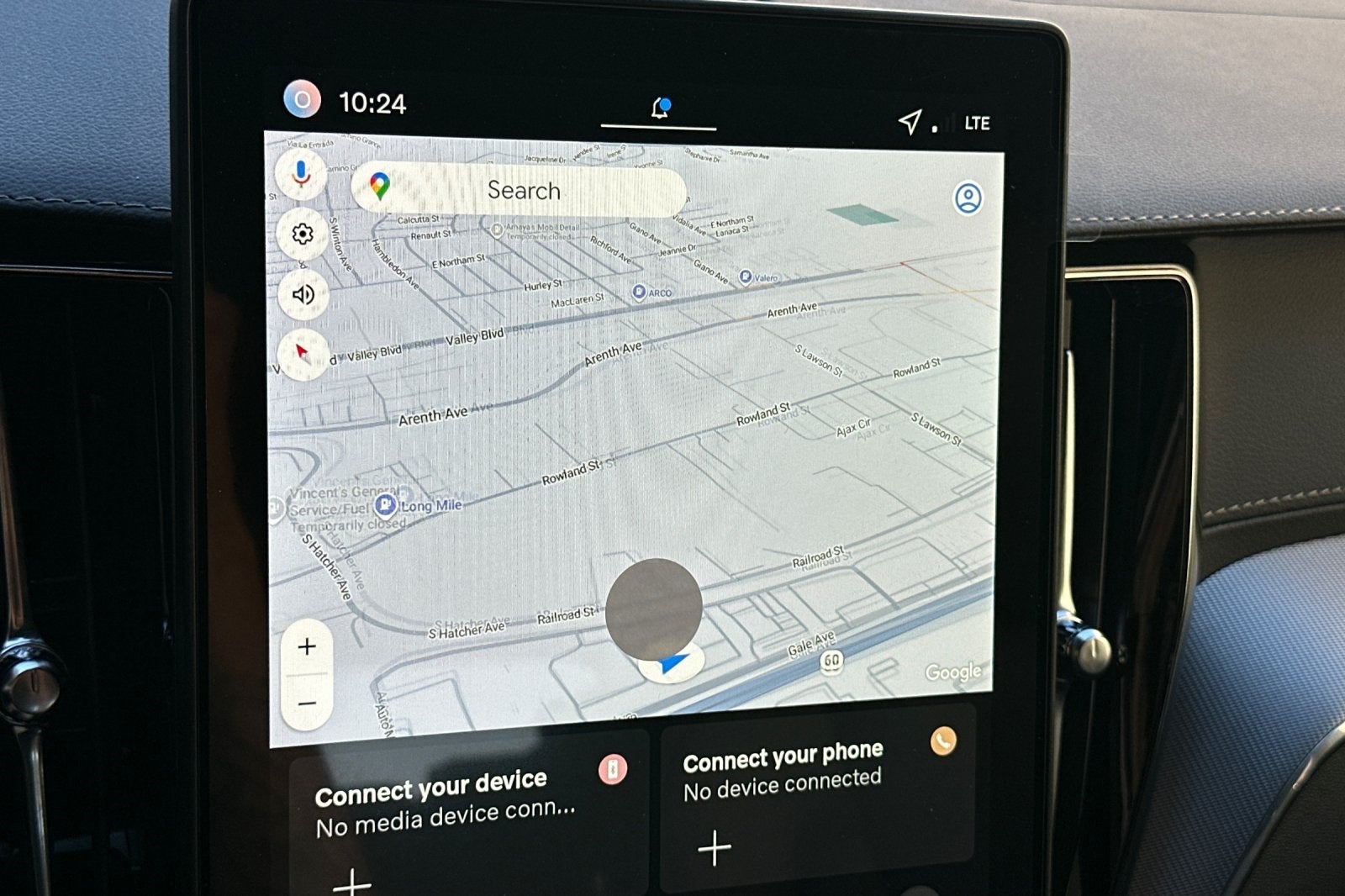 2026 Volvo XC60 B5 Ultra Black Edition