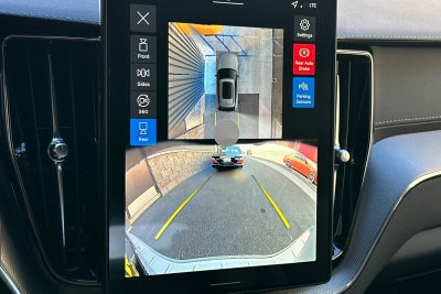 2026 Volvo XC60 B5 Ultra Black Edition