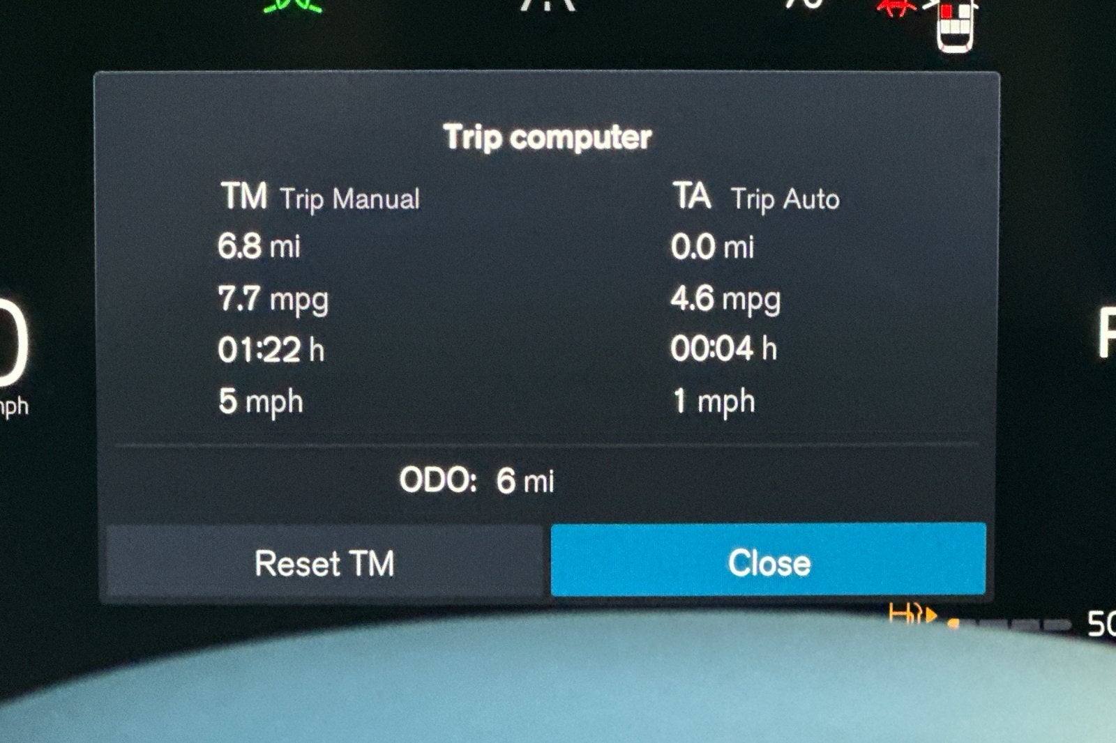 2026 Volvo XC60 B5 Ultra Black Edition