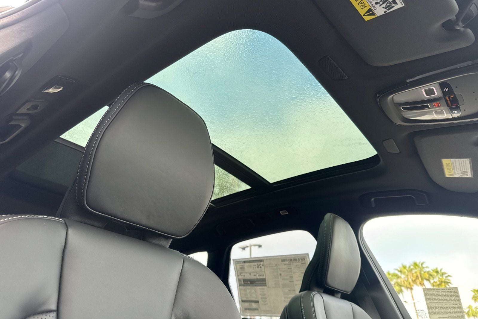 2026 Volvo XC60 B5 Ultra Black Edition