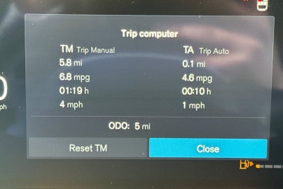 2026 Volvo XC60 B5 Ultra Black Edition