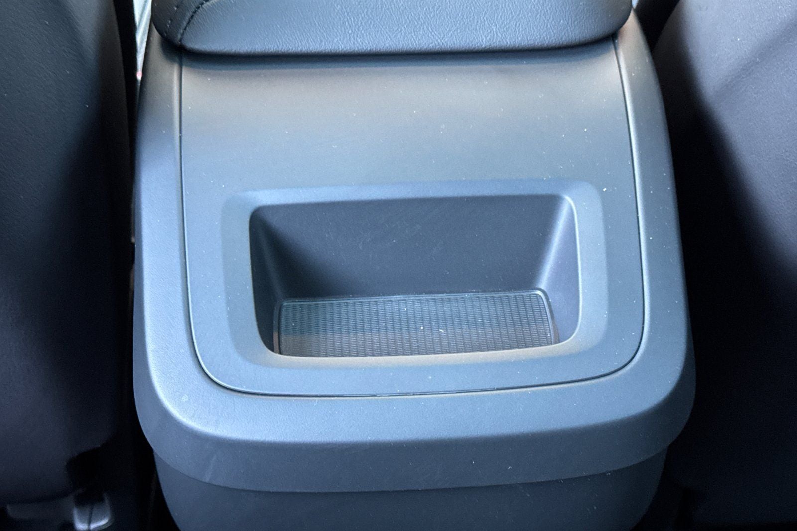 2025 Volvo XC60 B5 Core