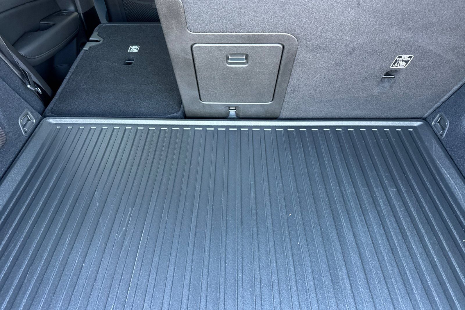 2025 Volvo XC60 B5 Core