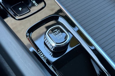 2025 Volvo XC60 B5 Core