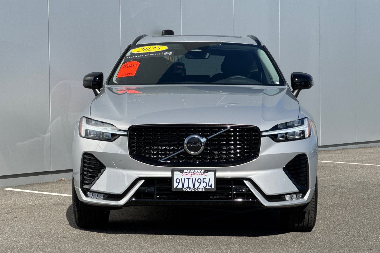 2025 Volvo XC60 B5 Core