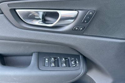 2026 Volvo XC60 B5 Core