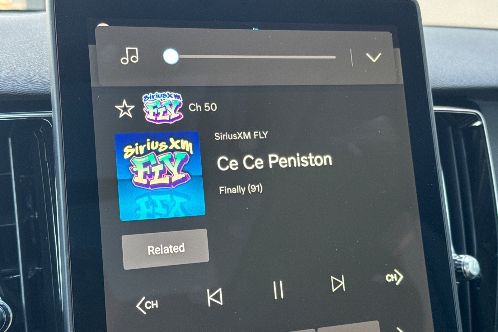 2026 Volvo XC60 B5 Core