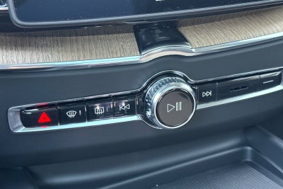 2026 Volvo XC60 B5 Core