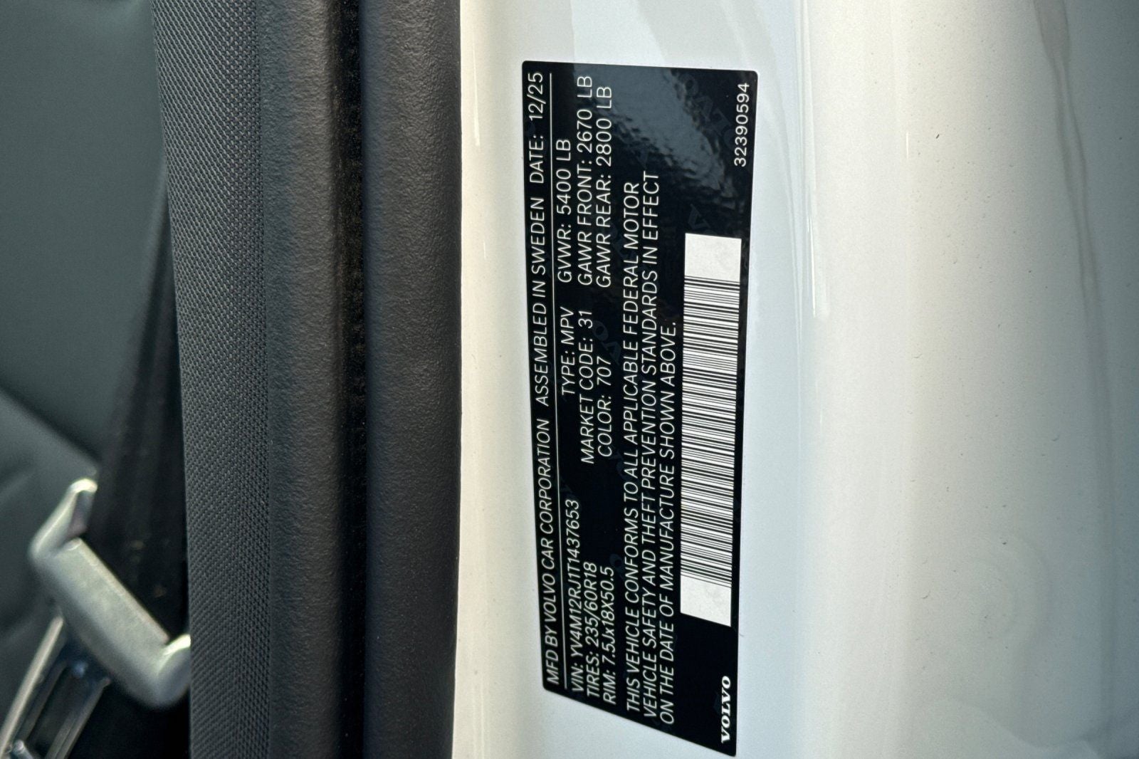 2026 Volvo XC60 B5 Core