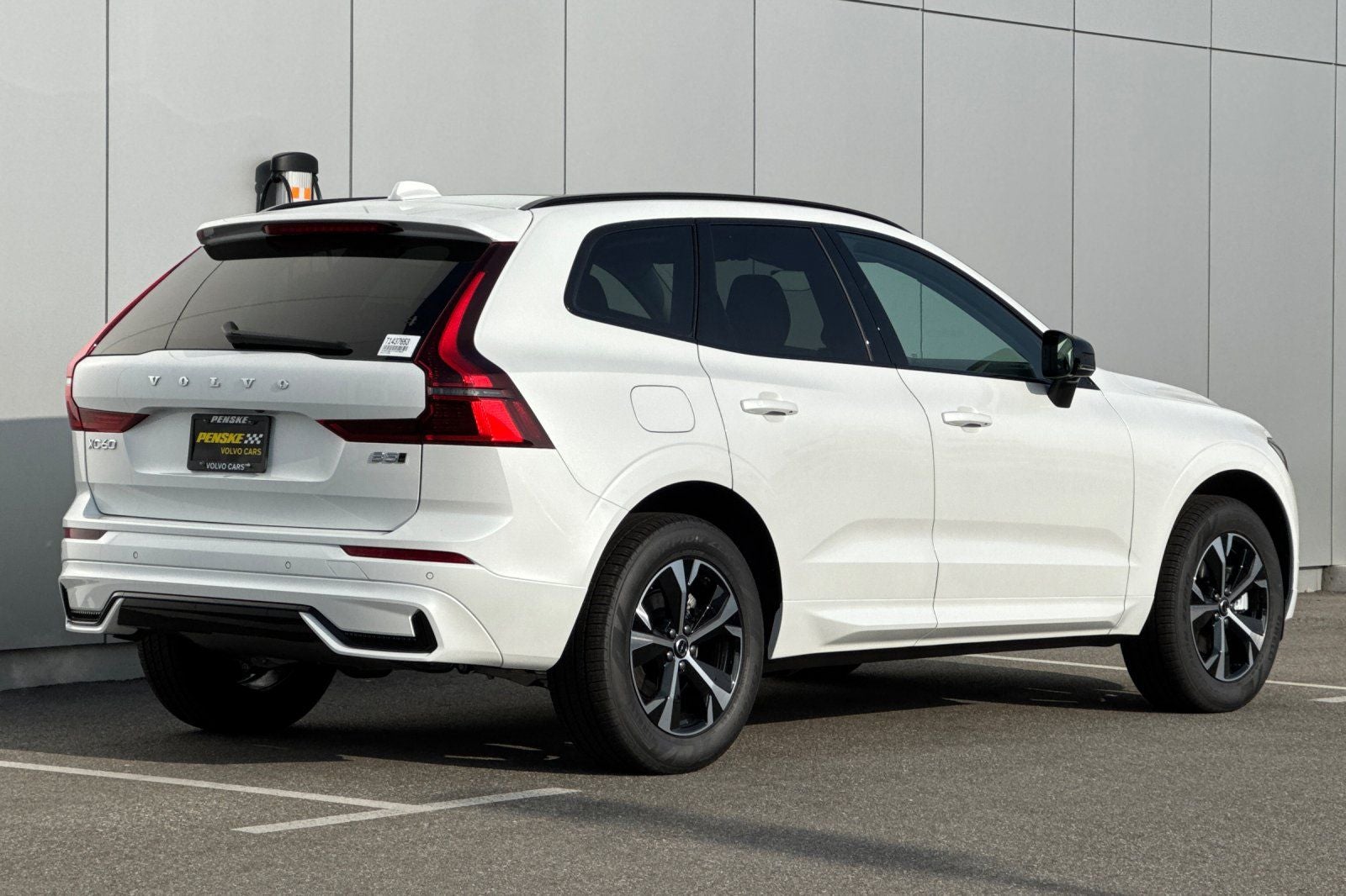 2026 Volvo XC60 B5 Core