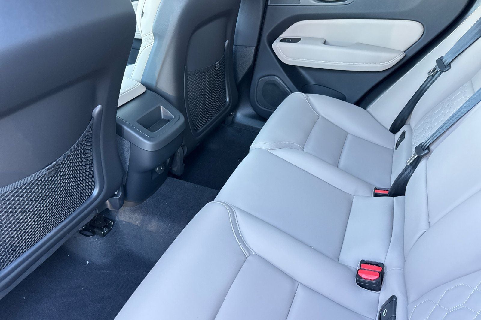 2026 Volvo XC60 B5 Core