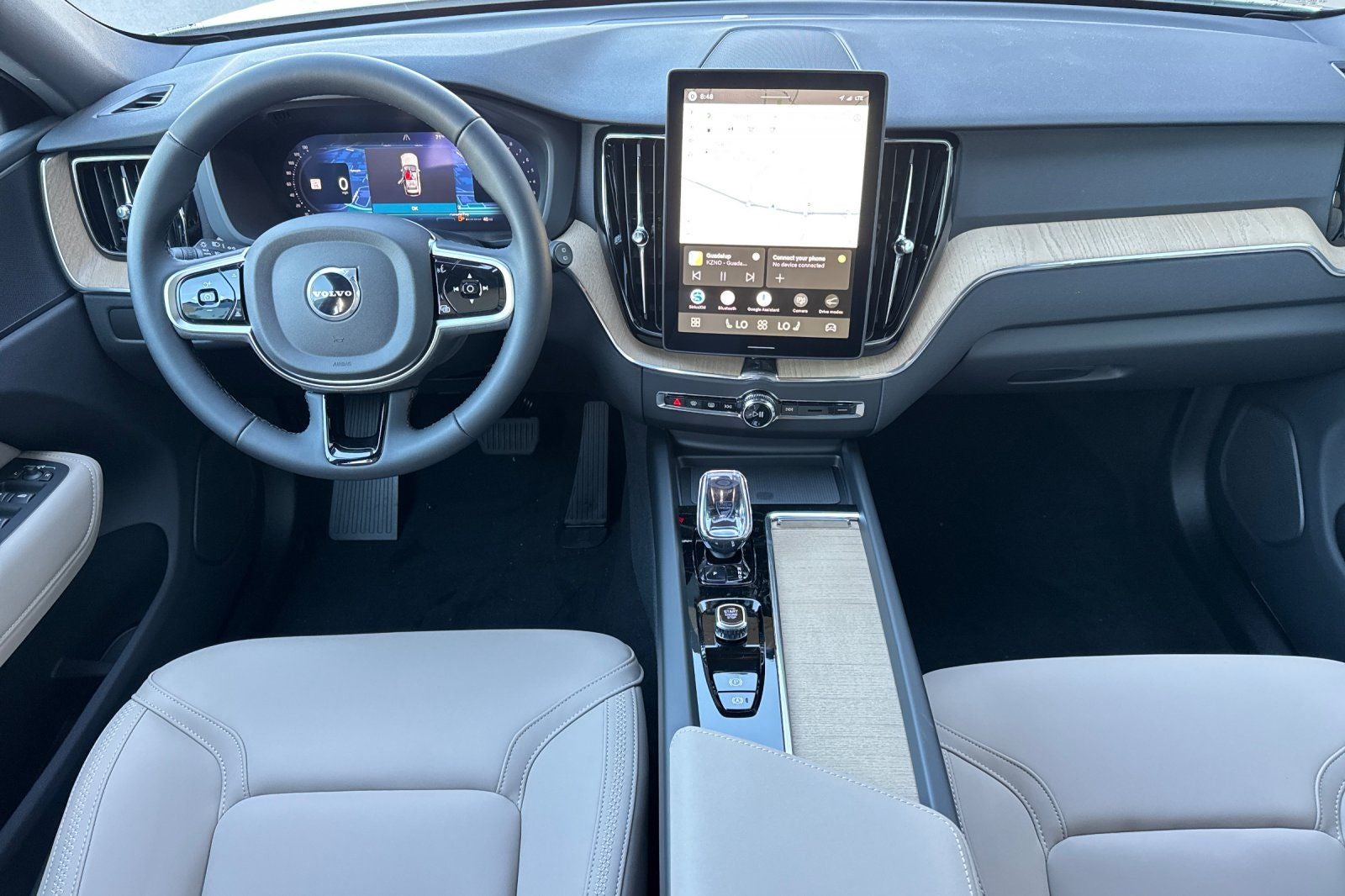 2026 Volvo XC60 B5 Core