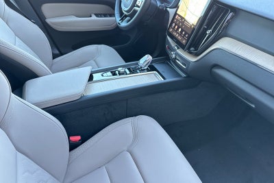 2026 Volvo XC60 B5 Core