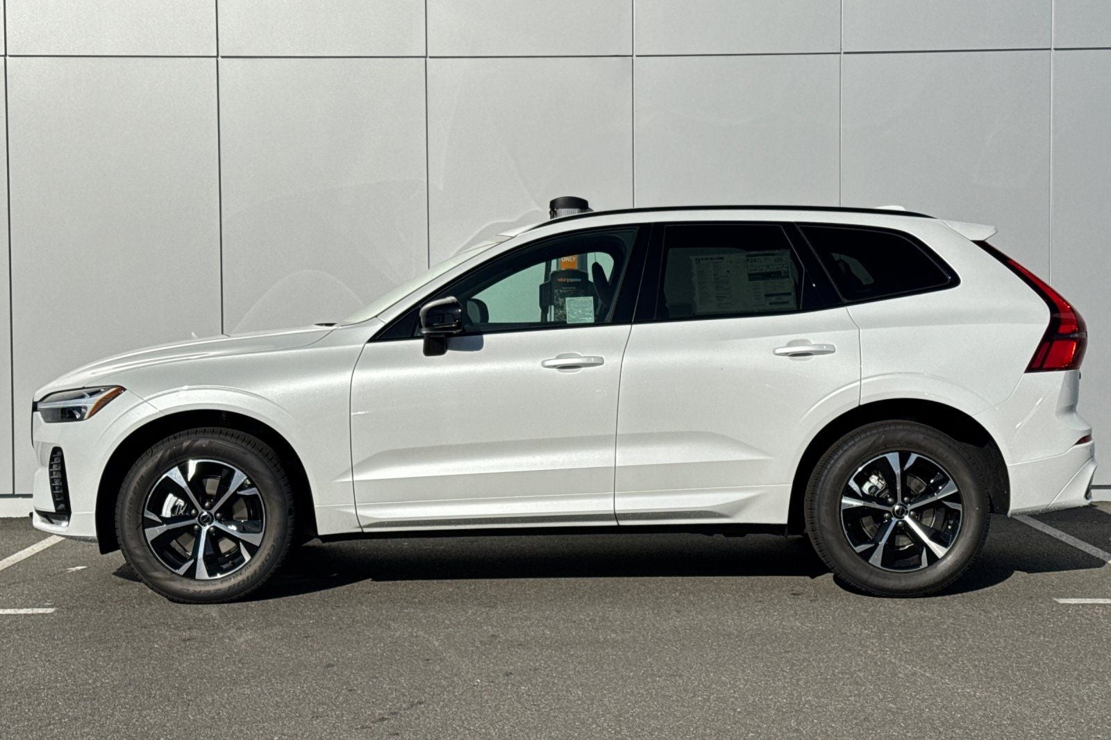 2026 Volvo XC60 B5 Core