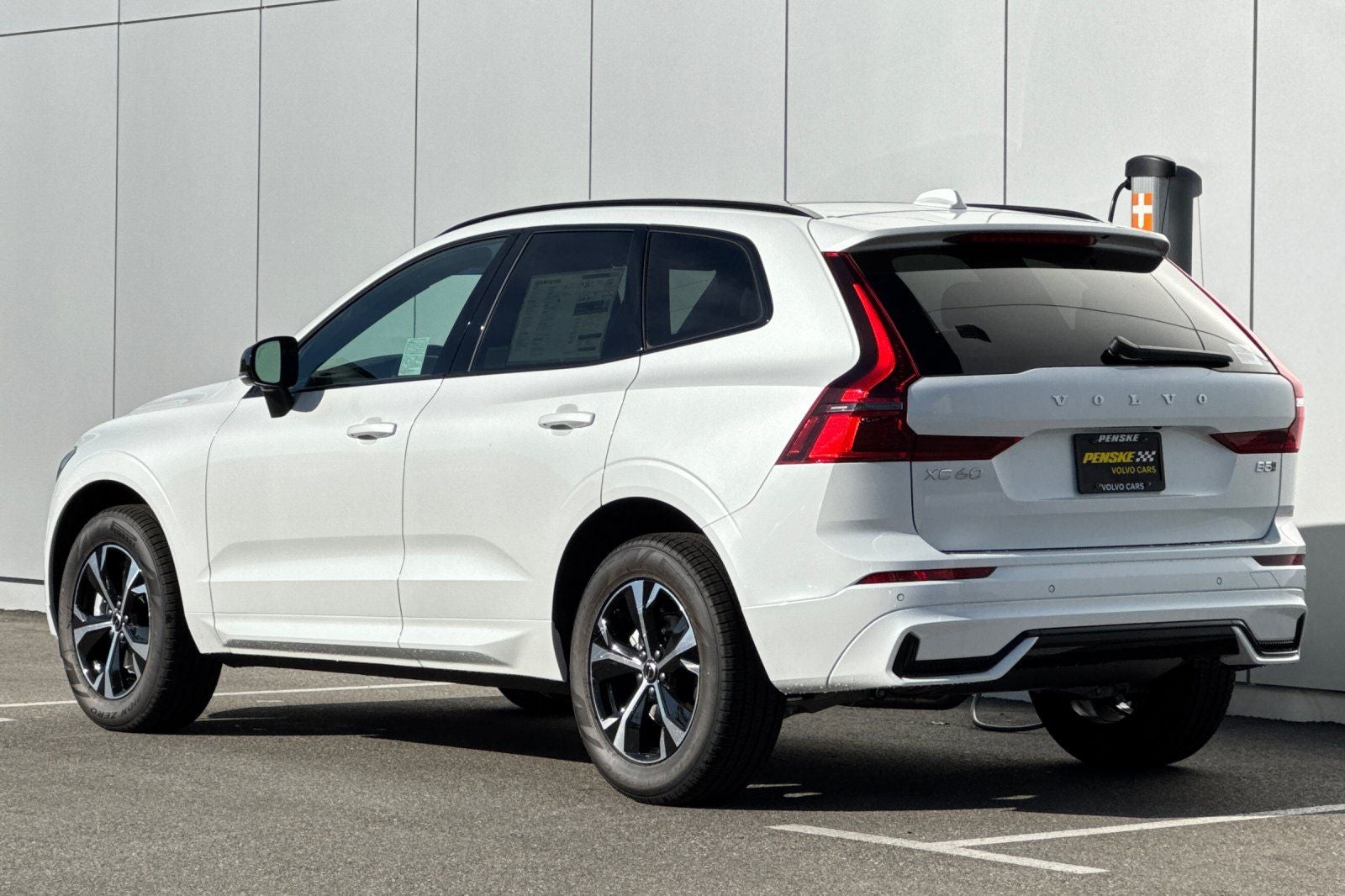 2026 Volvo XC60 B5 Core