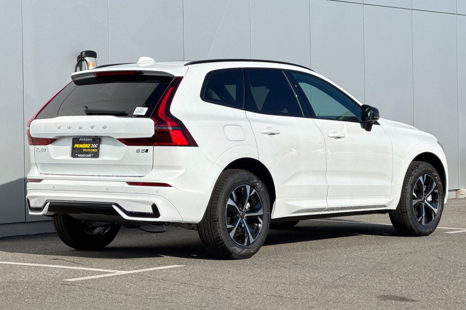 2026 Volvo XC60 B5 Core