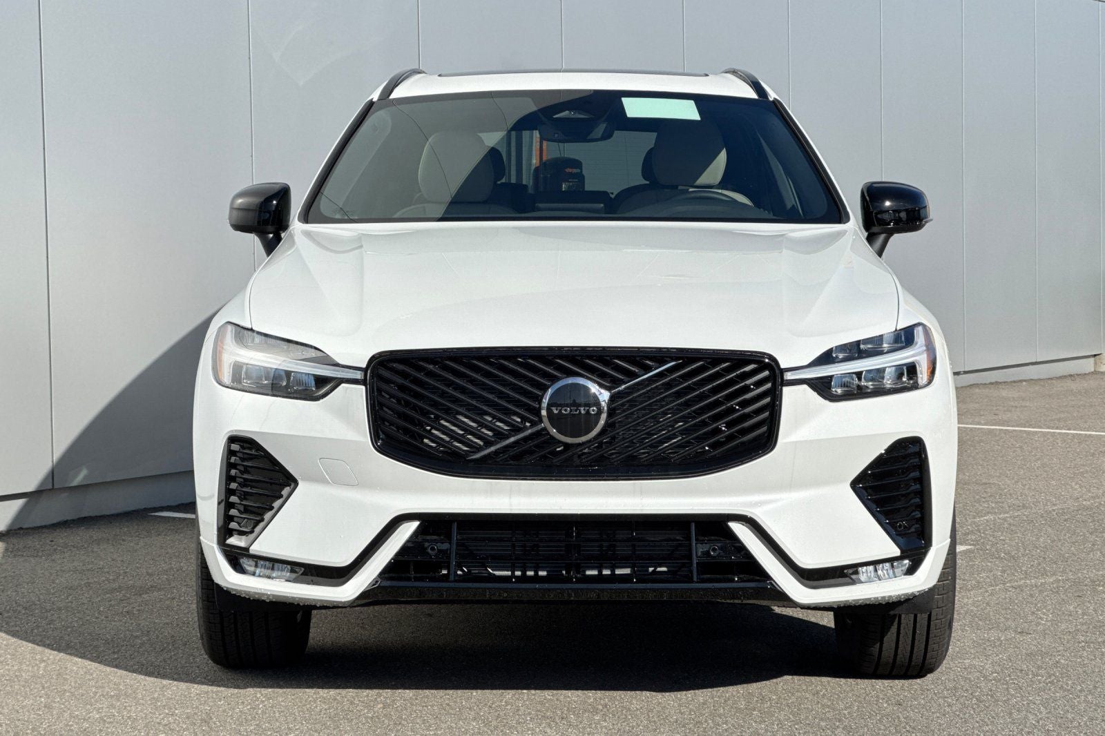 2026 Volvo XC60 B5 Core