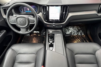 2025 Volvo XC60 B5 Core