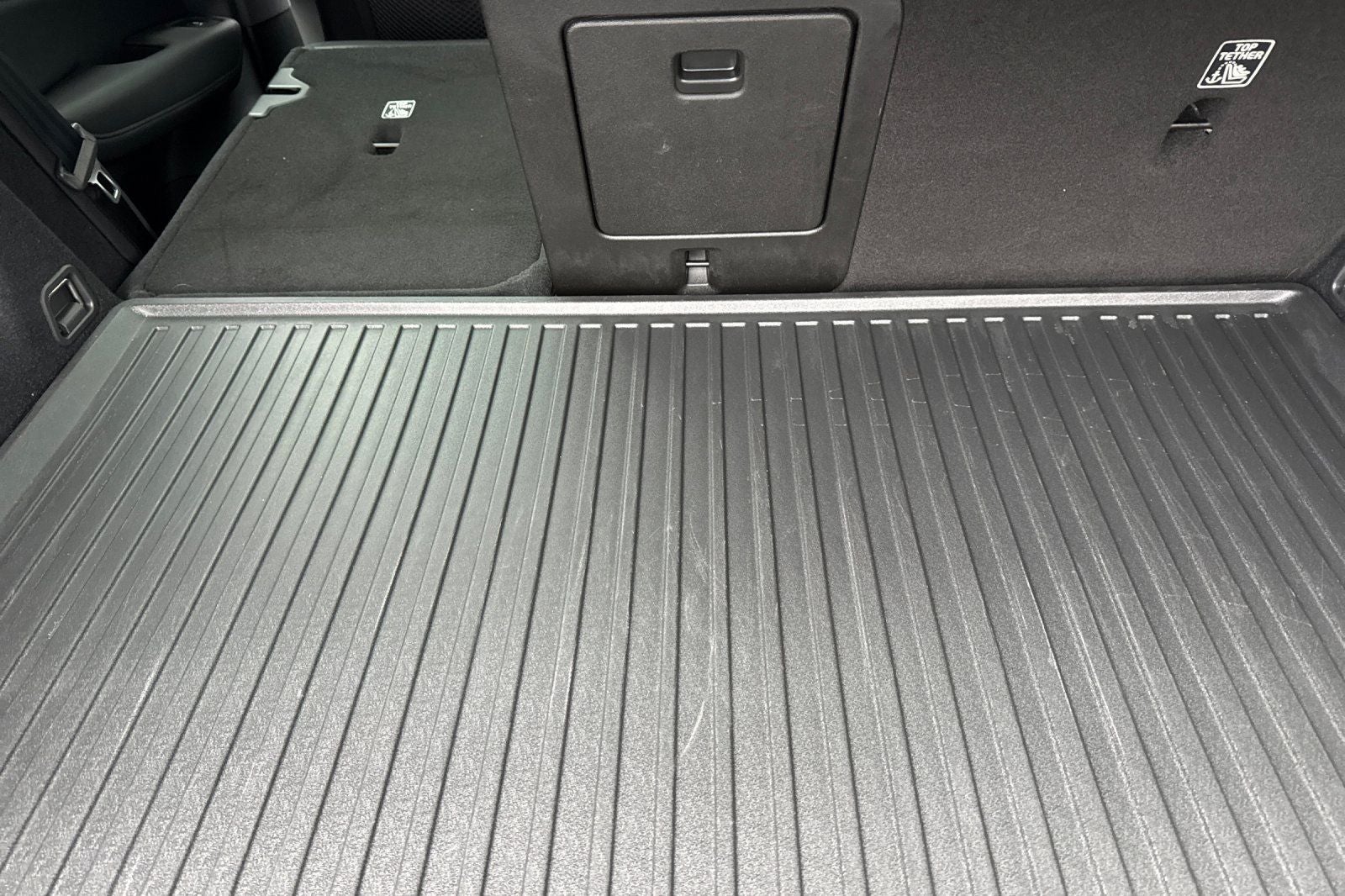 2025 Volvo XC60 B5 Core