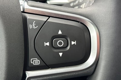 2025 Volvo XC60 B5 Core