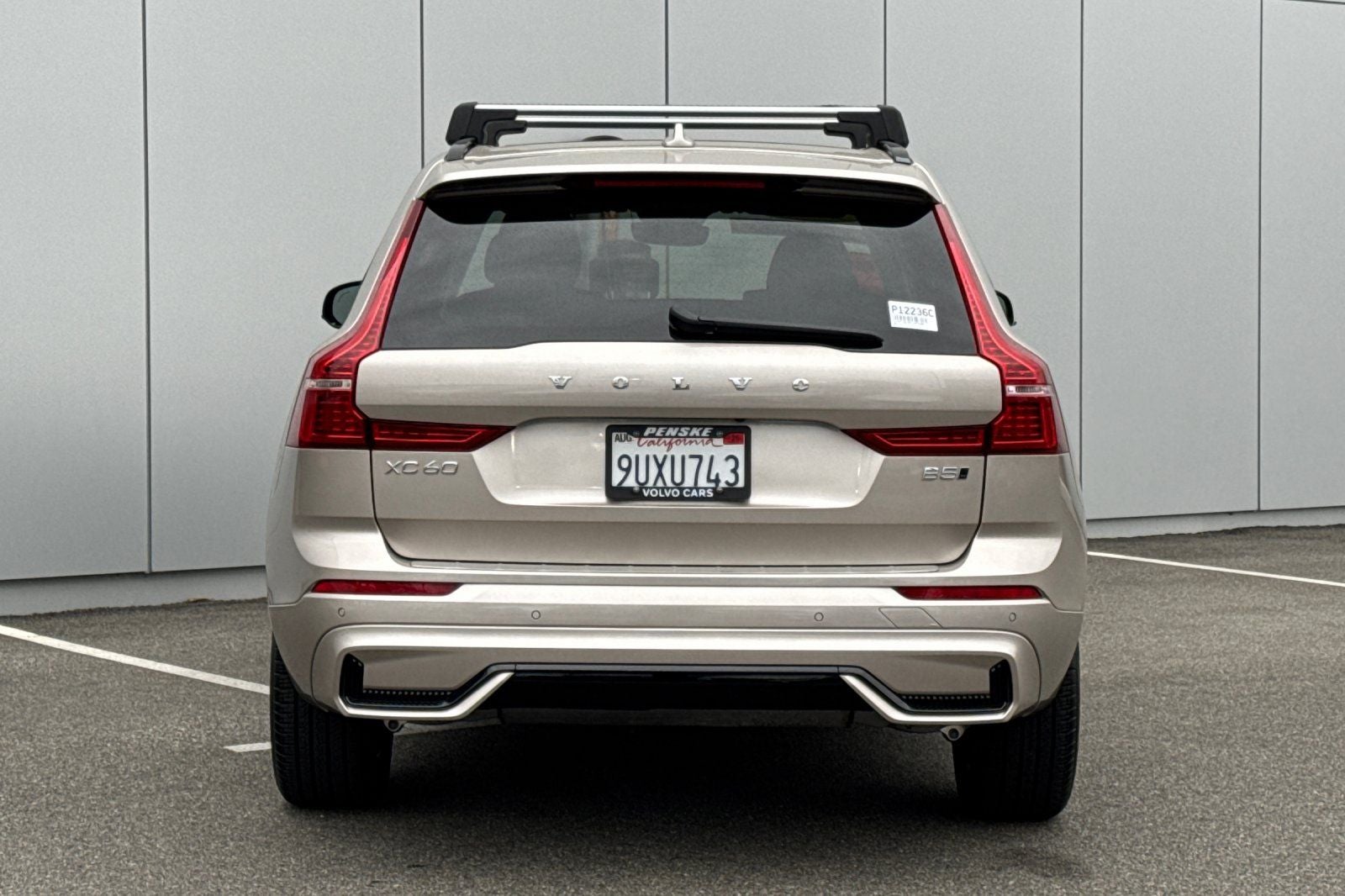 2025 Volvo XC60 B5 Core