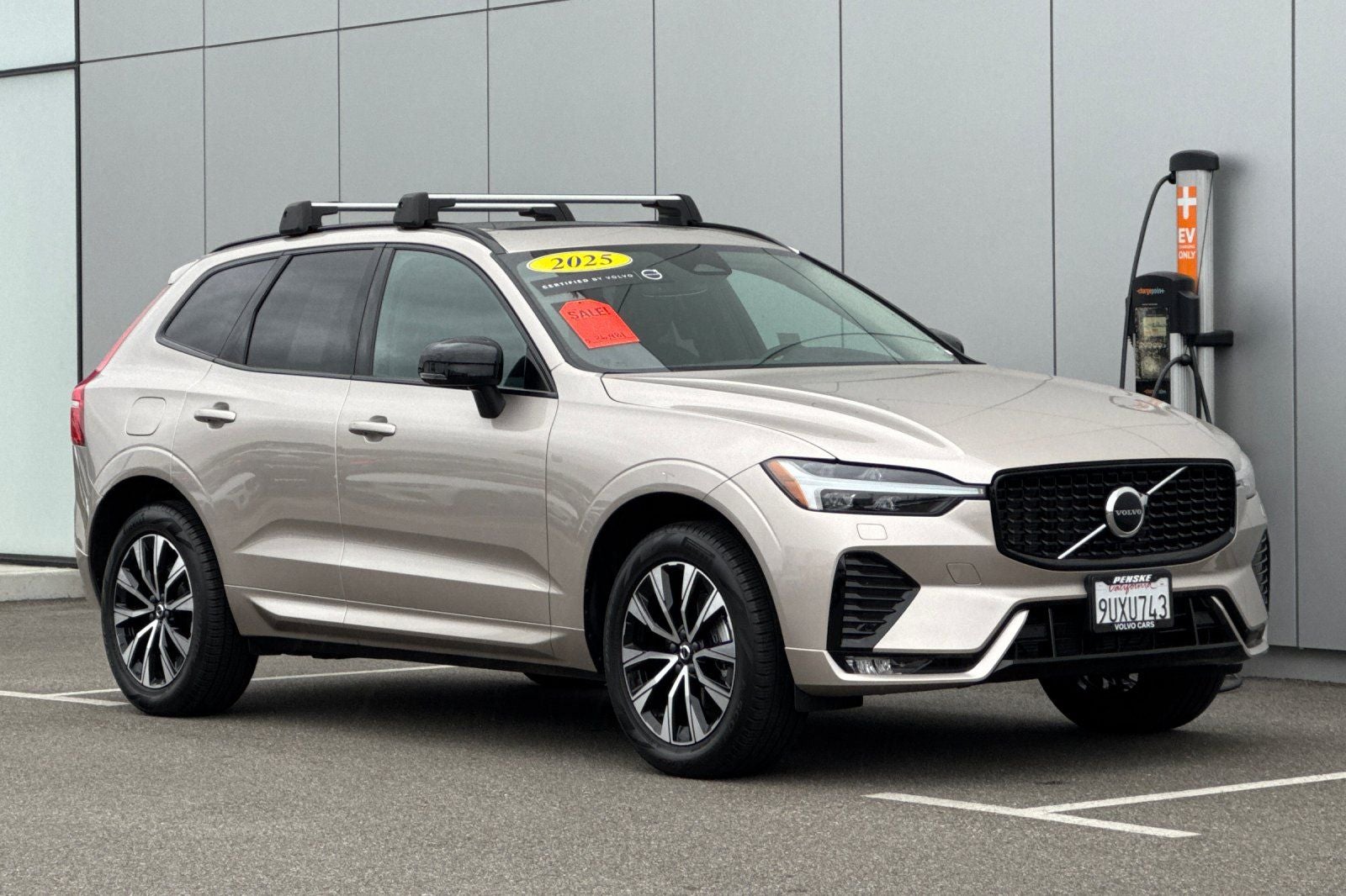 2025 Volvo XC60 B5 Core