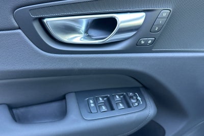 2026 Volvo XC60 B5 Core