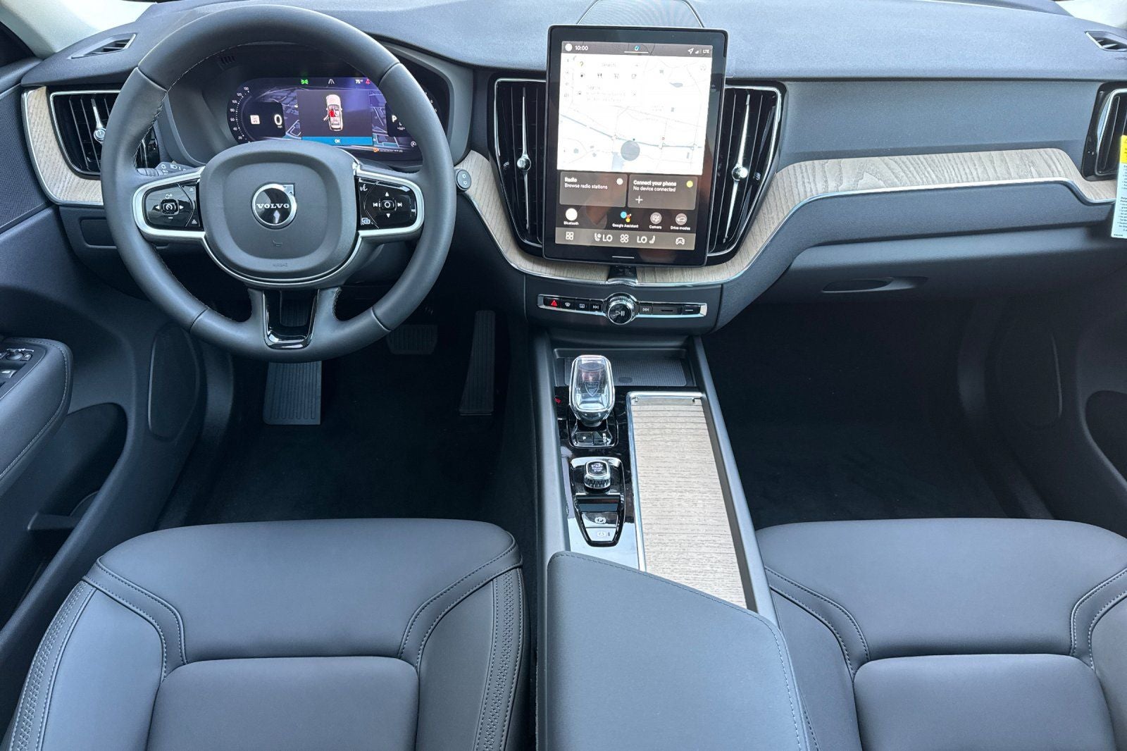 2026 Volvo XC60 B5 Core